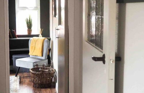 Large Cottage, Beach, Pubs Shops, Netflix, BBQ, Dog Friendly - Foto 12