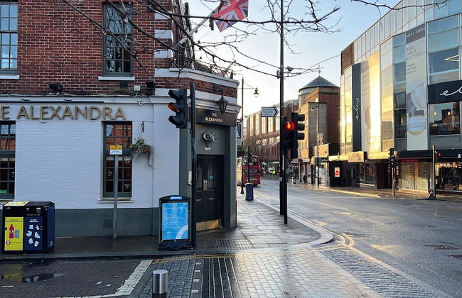 Beautiful 1-bed Apartment in Wimbledon- London - Foto 6