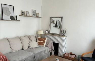 Grand F2 Perret de 60 m2, traversant lumineux, Plein Centre, 36 rue de Paris, vue Catène, arrivée autonome - Foto 2