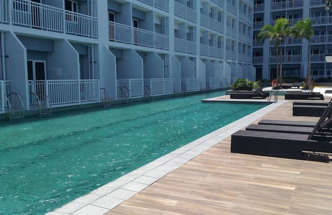 Condo Unit With Balcony in Manila - Foto 32