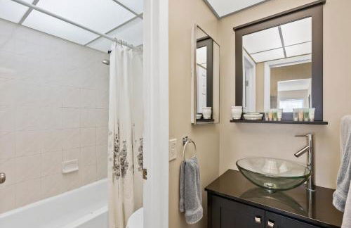 Walk to the Beach at Sunny Isles - Foto 41