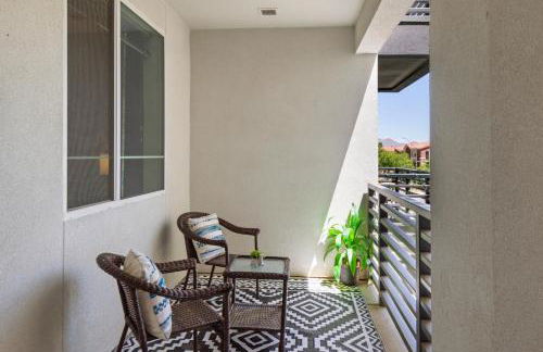 Near Mayo Clinic & Desert Ridge , Stay with Pool & Gym- S309 - Foto 15