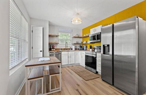 The Luxe/HotTub/Playground/12min KHP/30min Ark - Foto 38