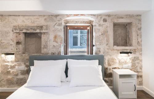 Charming stone apartment with jacuzzi in center of Omiš - Foto 7