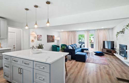 Spacious and Luxury Designed Ranch with Game Room - Foto 29