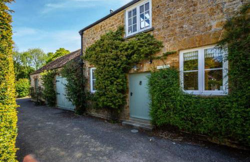 Gardeners Cottage - Photo 1