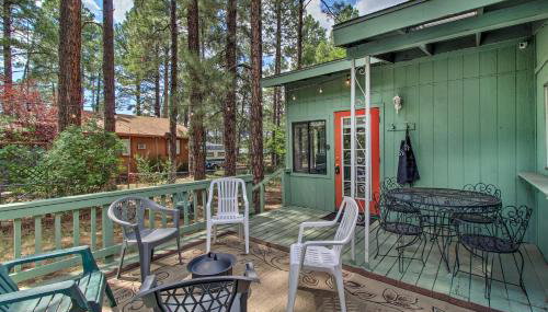 2 Mi to Rainbow Lake Woodsy Retreat with Deck! - Foto 2