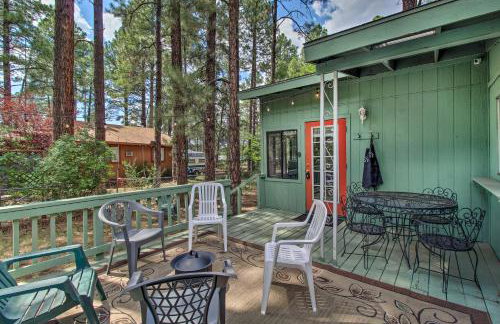 2 Mi to Rainbow Lake Woodsy Retreat with Deck! - Foto 2