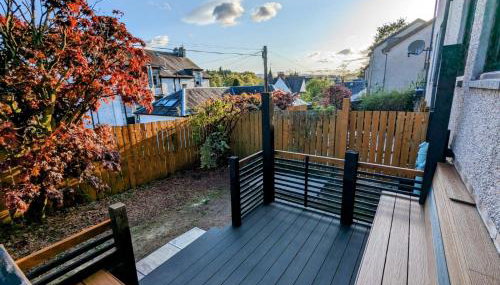 12 & 14 On the Hill Aberfoyle, twin holiday cottages in Scenic Loch Lomond & Trossachs National Park - Foto 2, Garden, Garden view