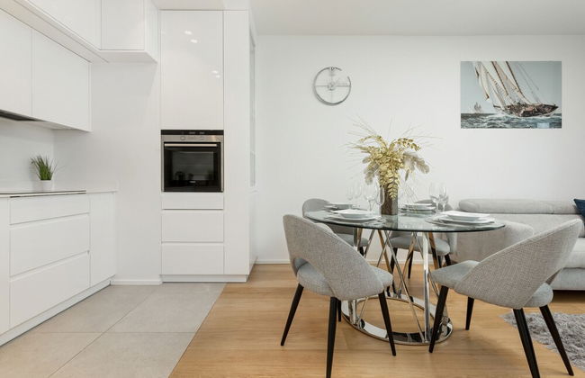 Apartment Cybernetyki 15 by Renters - Photo 10