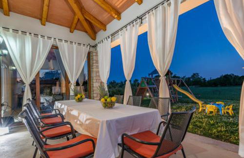 Villa Irene, a quiet and peaceful pool villa - Foto 34