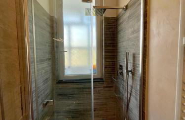 Il dettaglio rosso-Private parking - Foto 19