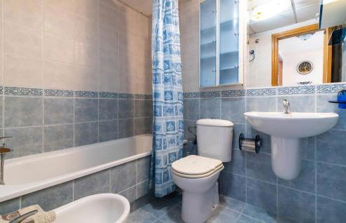 Awesome Apartment In Torremolinos - Foto 19