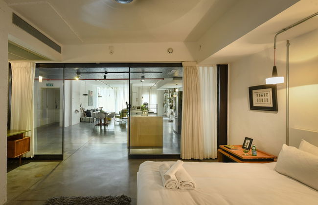 Unique and Spacious 2BR Apt with Terrace - Photo 26