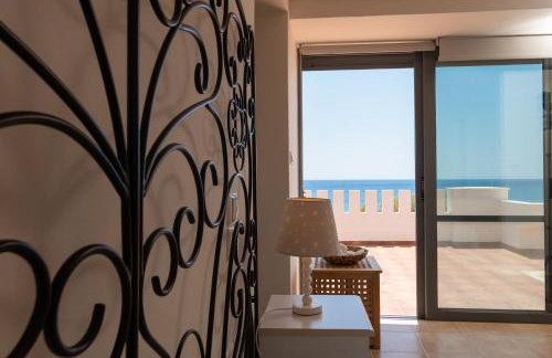 Marika Seaside Villa - Photo 25