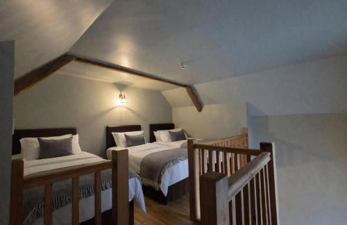 TyneView Estate, Farmhouse & Stables - Photo 37