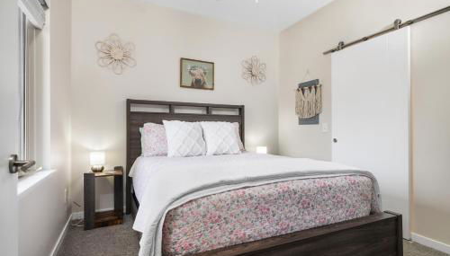 Sweet Tart Spot - Cozy TC Condo - Pet Friendly - Foto 3