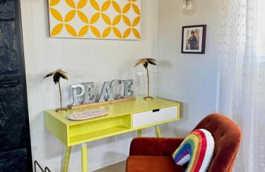 Mid-Century Modern Home w/Pool & Hot Tub - Foto 16