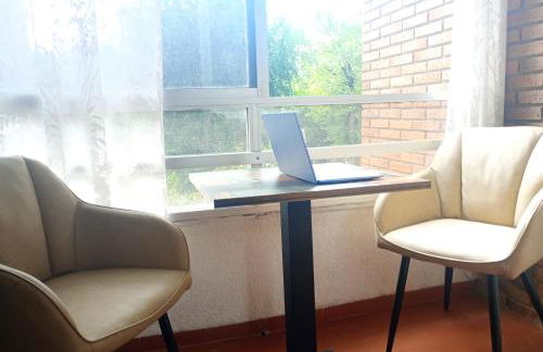 Apartamento Céntrico con solárium, WiFi y Metro cerca - Photo 32