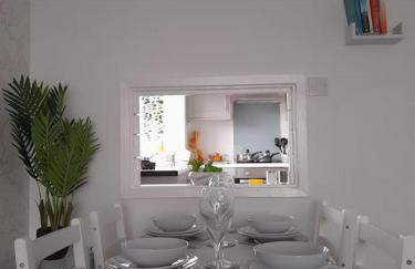 Cosy Apartment with Balcony and Breakfast - Foto 27