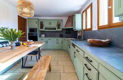 Villa des courses - Piscine et Jardin - Foto 30