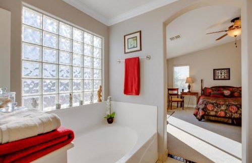 Golfers Oasis with Balcony and BBQ in San Tan Valley - Foto 17