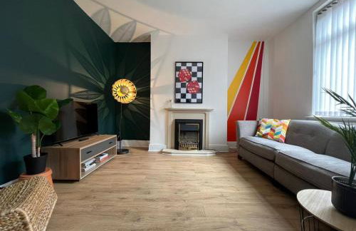 Quaint 2Bed House near Wigan Centre - Photo 4