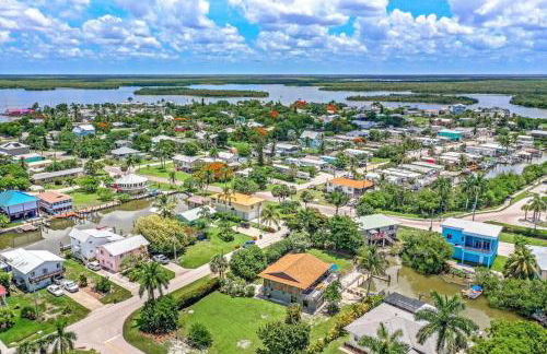 Goodland pet-friendly home with dock and kayaks - Foto 35