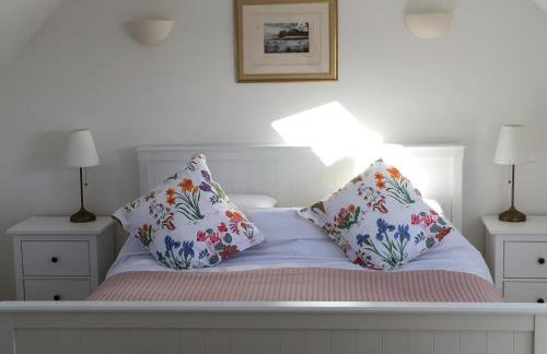 Driftwood Cottage - Photo 5