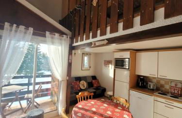 LE CHALET des 3 Sapins, Superbe Duplex Montagnard avec balcon, au calme - Les Rousses, Draps inclus & Parking gratuit - Foto 19
