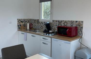 Les Chalets du Mancel - Chalet Victor - 500 m Bouleries Jump , 10 min du circuit des 24h - Foto 3