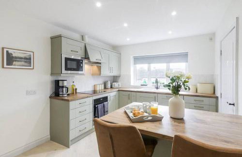 Hareshaw House - Photo 8