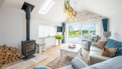 The Cow Stalls - Stunning Farmhouse with Wonderful Views and Garden - Close to Corfe Castle - Foto 4