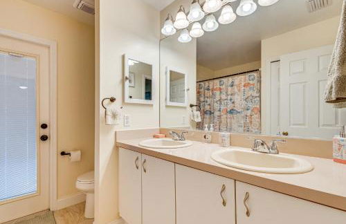 Private Backyard Oasis Cocoa Family Home! - Foto 18