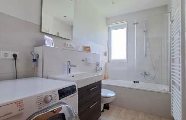 3 BR BURGPANORAMA Wohnung im Haus Frey mit Ausblick, 2 Bäder, Parken vor dem Haus, Balkon, Küche - Foto 17