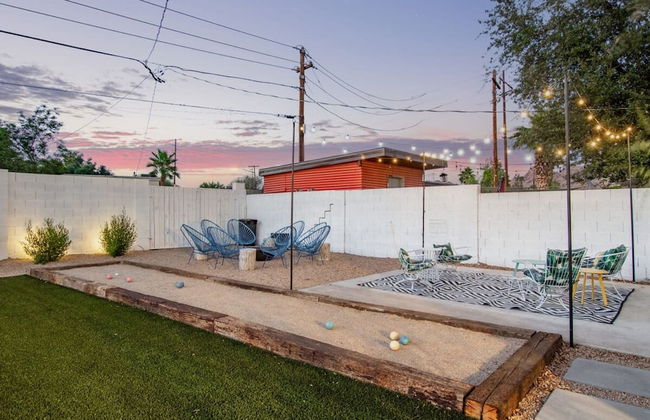 Northview Mid-century Escape Pool Firepit Bocce - Foto 39