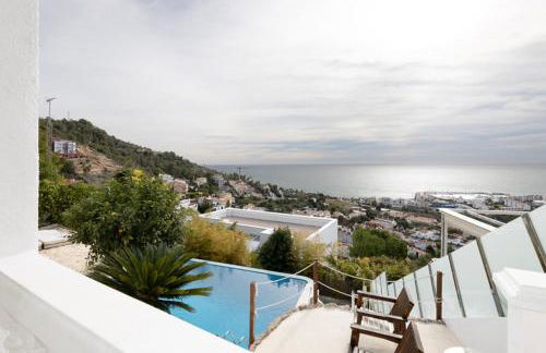 Exclusive Villa with Private Pool in Sitges - Photo 15