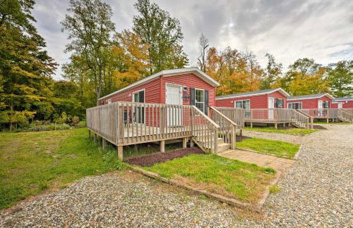 Pet-Friendly Cassopolis Escape with Lake Access - Foto 1
