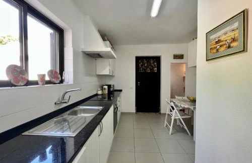 Portimão Bellevue Villa With Pool by Homing - Photo 43