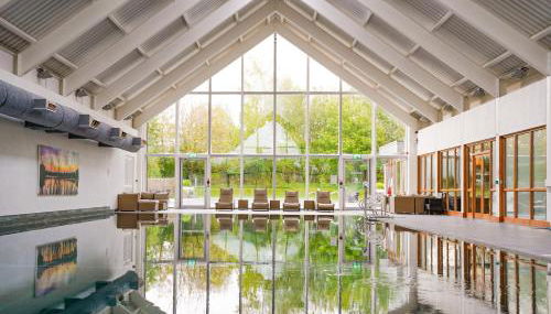 NEW Squirrels Leap Lake Views with Spa Access - Foto 3