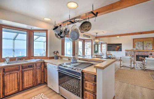 Oceanfront Ferndale Oasis with Fire Pit, Grill! - Photo 13