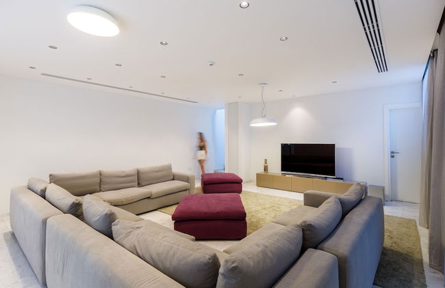 Tranquility Beachfront Villa - Foto 32