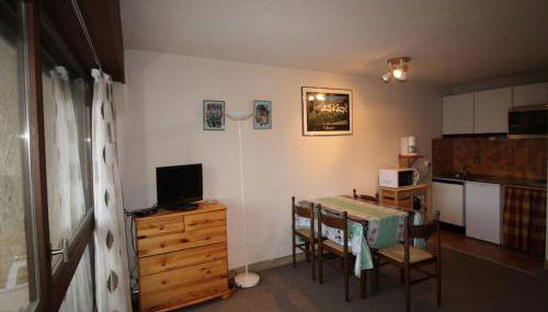 Studio cabine spacieux à 250m des pistes, 4 couchages, parking gratuit - Auris en Oisans - FR-1-297-248 - Foto 3