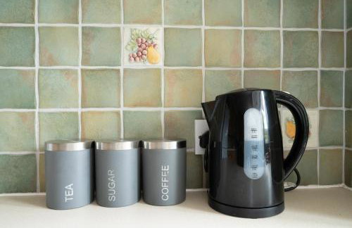 Spacious 5-bedroom home perfect for large groups - Foto 36