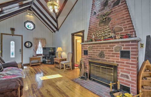 Dog-Friendly Waretown Home with Furnished Deck! - Foto 4