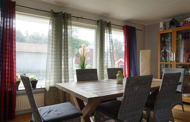 4 Star Holiday Home in Tanumshede - Photo 13