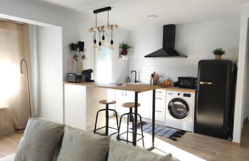 Apartamentos La Casa del Maestro - Photo 1