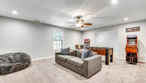 Game Room and Peaceful Deck Dacula Family Home - Foto 2