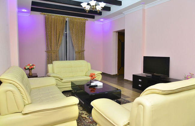 Pearl Bahrain Suites - Photo 18