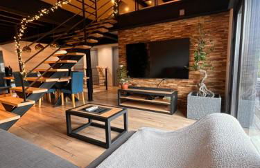 Loft industriel avec jacuzzi - Photo 1